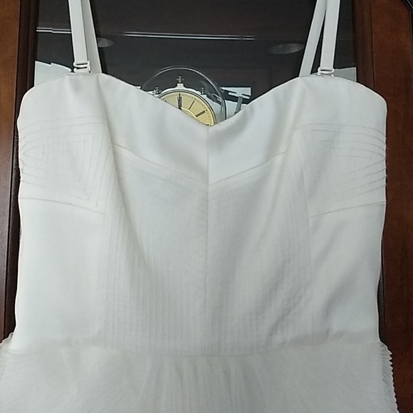 Dress - Picture 3 of 8